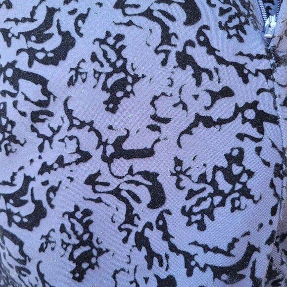 Soft Surroundings Size M Baroque Ponte Stretch Navy Blue Velvet Detailed Pants - Picture 8 of 12